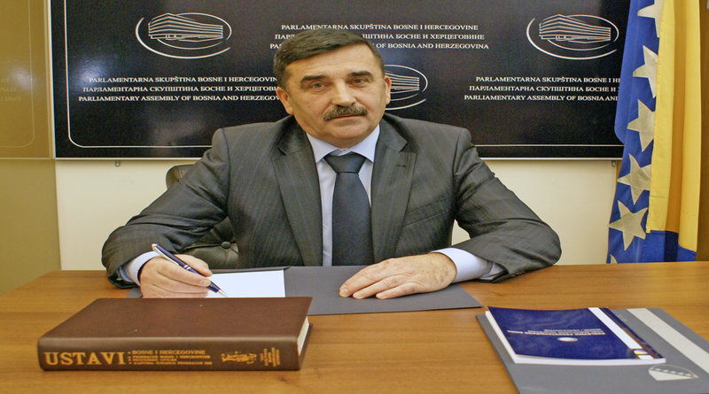 LOVRINOVIĆ: Postoji volja političara da se BiH pridruži EU, ali ne znaju što to znači