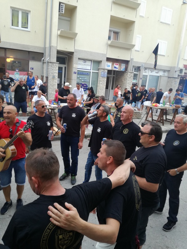 (FOTO) TOMISLAVGRADSKI I RAMSKI BRANITELJI NA PROSLAVI DANA DRŽAVNOSTI U BENKOVCU