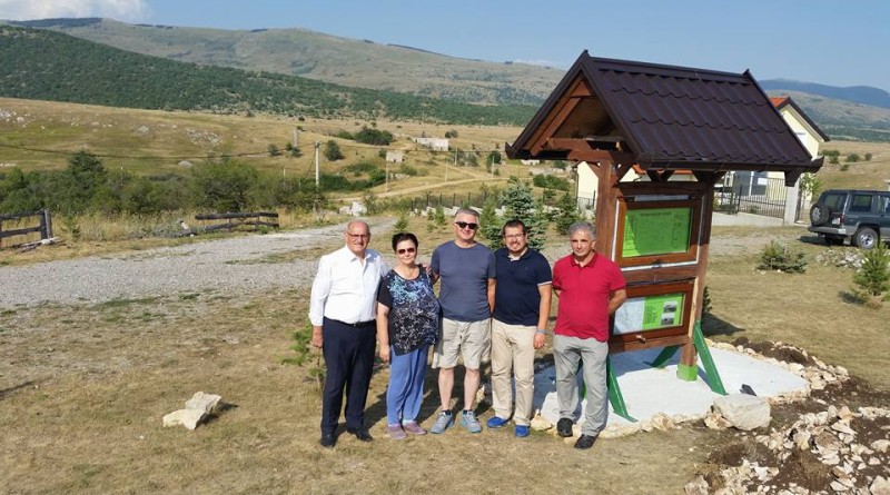 Hrvatski veleposlanik u BiH posjetio župu Bosansko Grahovo