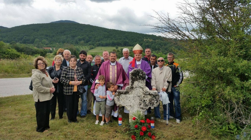 Komemoracija u Krnjeuši za ubijenog župnika Barišića i 240 katolika i blagoslov križa