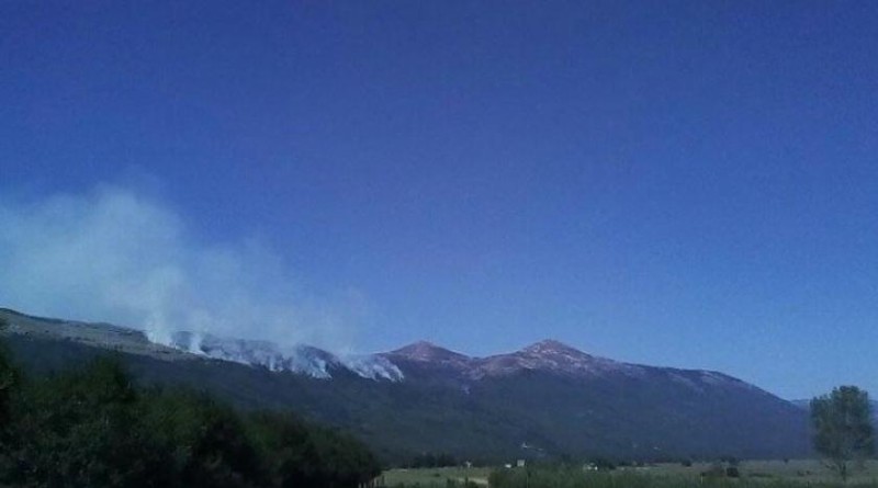 Požar na Dinari aktivan, reaktiviran požar na području Troglava