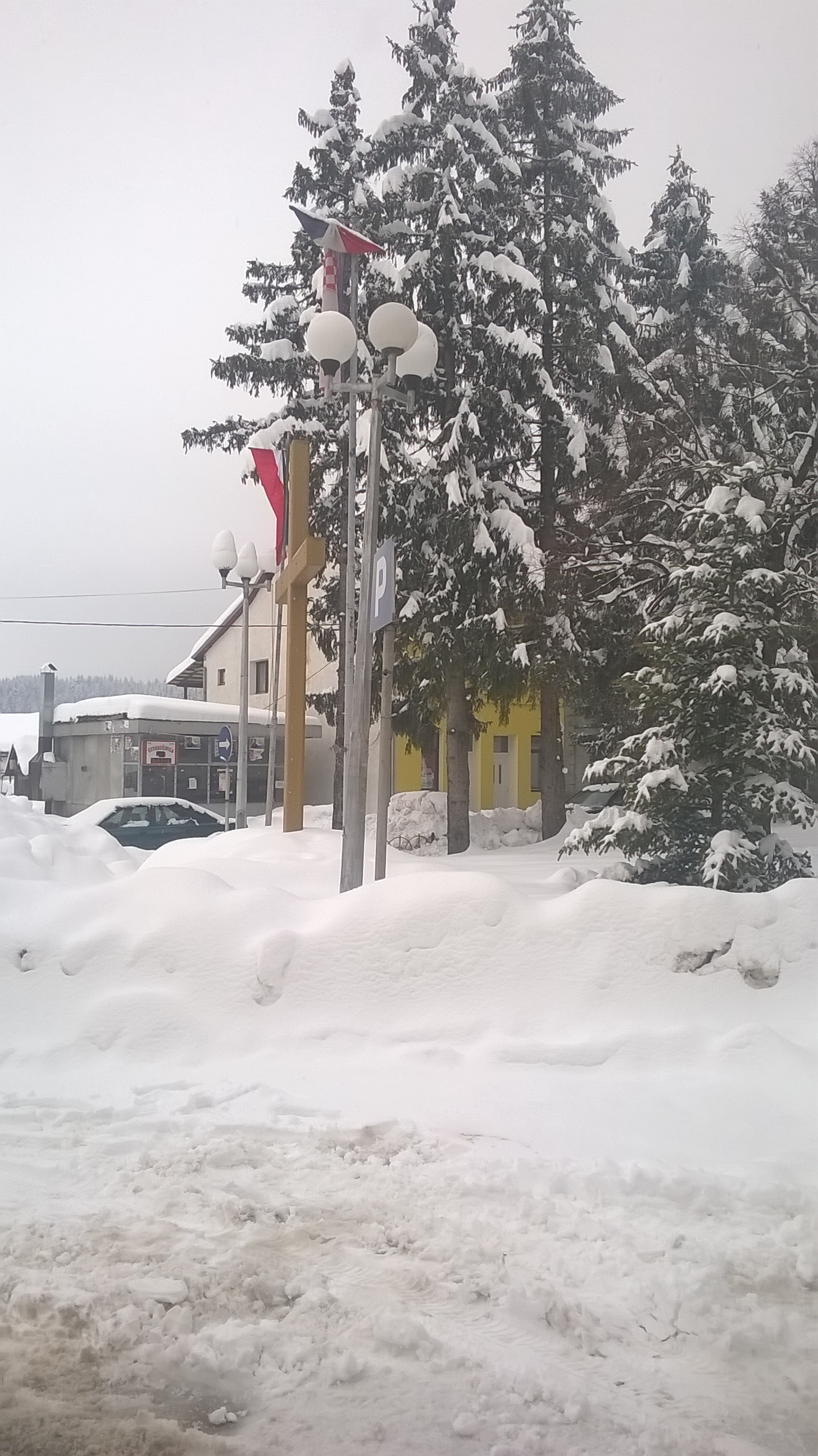 (FOTO) Zimska idila na ulicama Glamoča