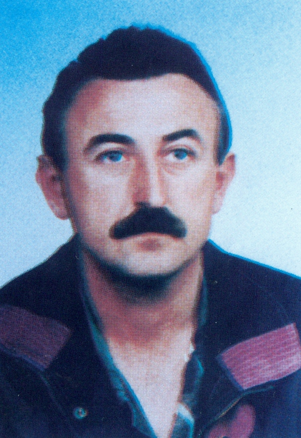 NAVIK ON ŽIVI KI ZGINE POŠTENO: Mate Perković