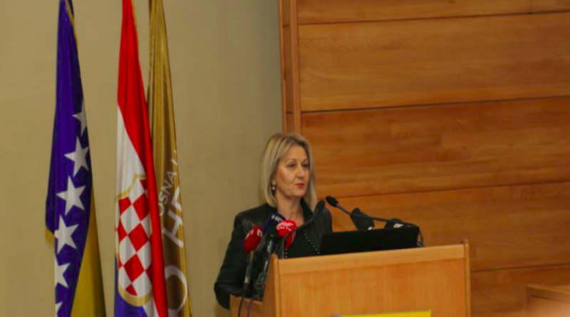 Krišto: Bošnjačke stranke nedolaskom na sjednicu podržale Izetbegovićeve ratnohuškačke izjave