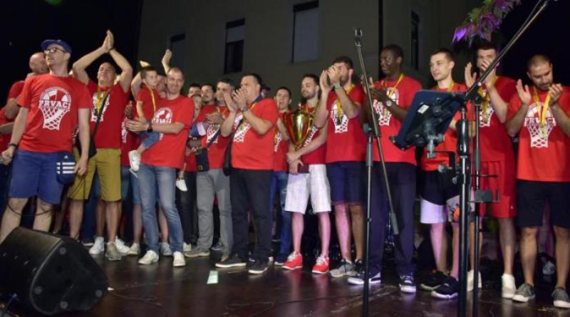 Hercegovačko sportsko čudo: Prvak jedne države u košarci trenira u školskoj dvorani, i to nakon što završi redovita nastava