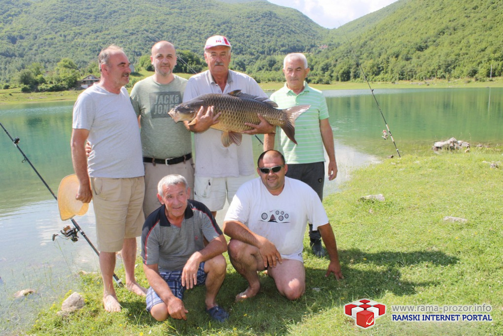 FOTO/VIDEO: U Ramskom jezeru uhvaćen šaran kapitalac od 28,4 kg