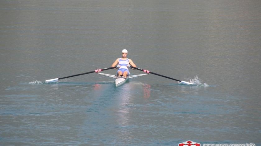 FOTO: Na Ramskom jezeru održana veslačka regata
