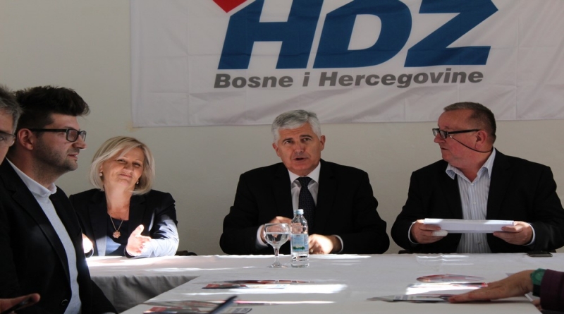 Predsjednik Čović u Drvaru i Bosanskom Grahovu: Podrška projektima