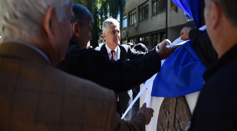 Policija kao stup društva: U Livnu otkriven spomenik sv. Mihovila