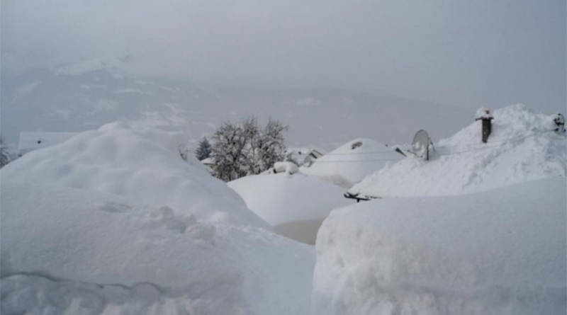 Općina Bosansko Grahovo zbog velikog snijega traži pomoć vojske