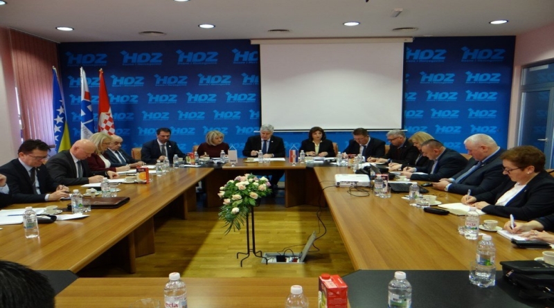 Predsjedništvo HDZ-a BiH razgovaralo o uspostavi vlasti na svim razinama