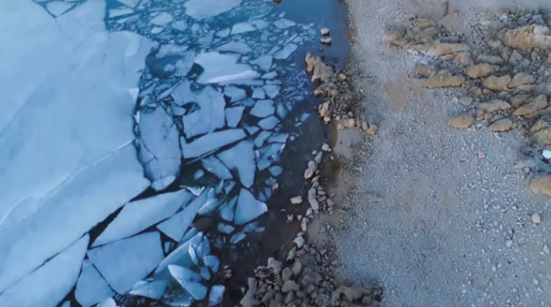Fenomenalan prizor iz zraka: Led je napustio Buško jezero (VIDEO)
