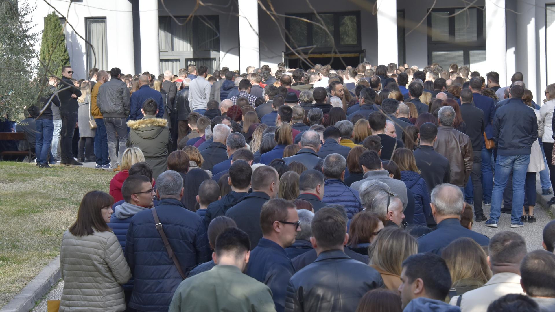 Tuga u Mostaru: Rijeka ljudi oprostila se od prerano preminuloga vratara