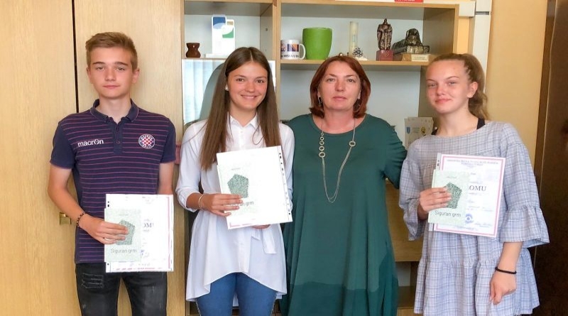 Ovo su učenici generacije Osnovne škole Ivana Mažuranića Tomislavgrad!