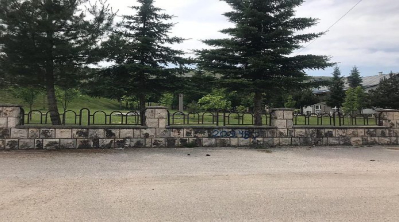 TOMISLAVGRAD: Sprejevima išarana groblja u Mrkodolu i Brišniku