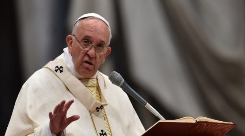 Papa: Ružno je vidjeti nuncija koji traži raskoš, „markiranu“ odjeću, a živi među ljudima koji žive u oskudici
