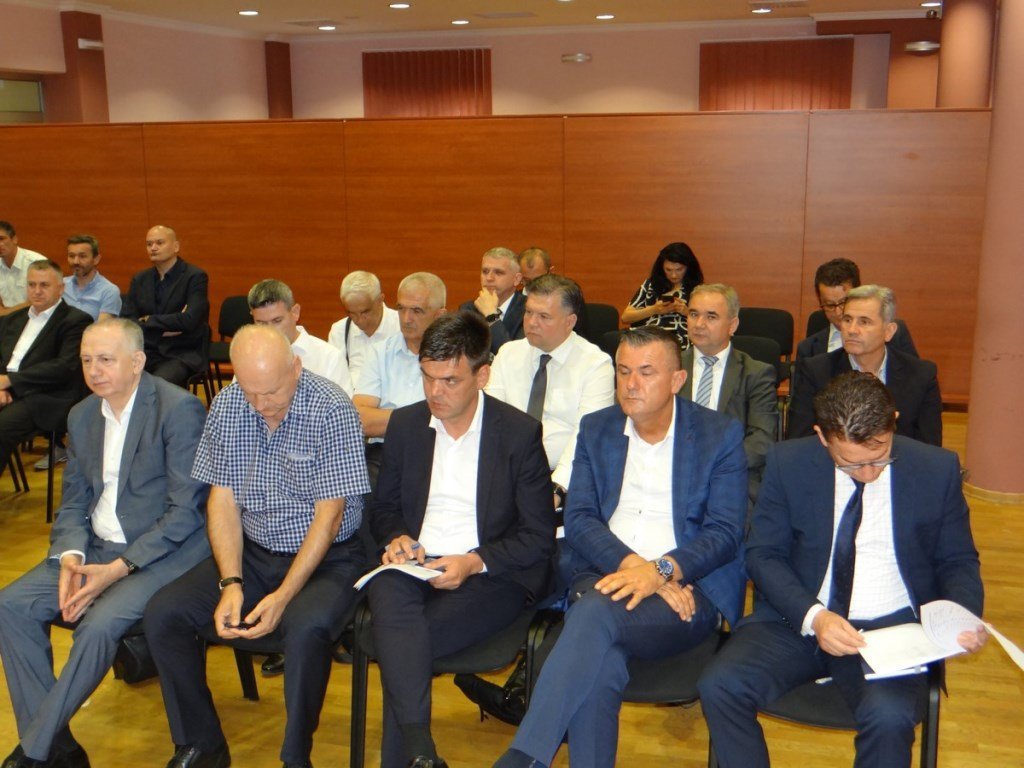 ​HNS raspravljao o Aluminiju i aktualnim političkim događanjima, evo koji su zaključci