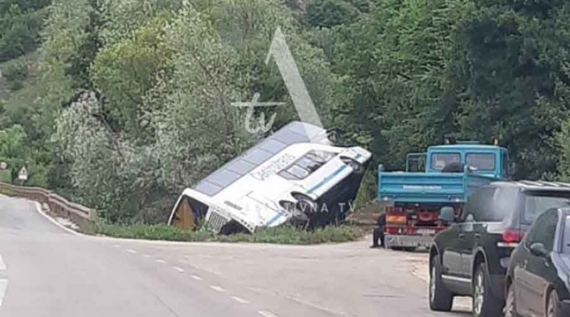 Prevrnuo se autobus kod Mrkonjić-Grada
