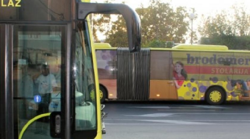 FIZIČKI NAPAD Mladići u Splitu istukli vozača autobusa, razbili mu arkadu
