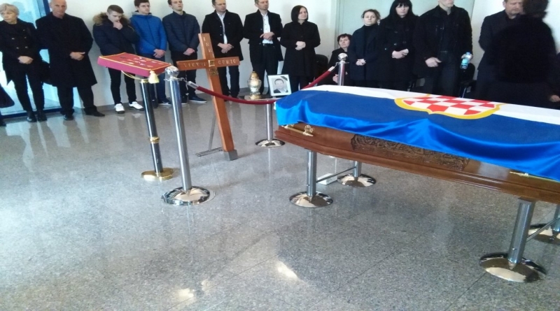 Pokopan hrvatski branitelj pukovnik Viktor Ćorić