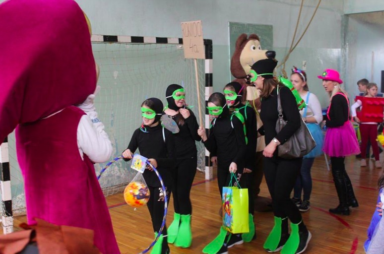 Maskenbal u OŠ „Fra Lovro Karaulaˮ Livno (FOTO)
