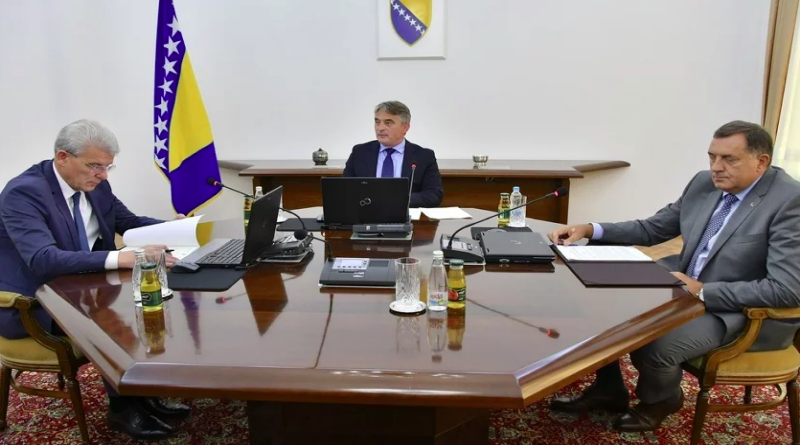 Komšić, Dodik i Džaferović povećali plaće zaposlenicima Predsjedništva za 20 posto