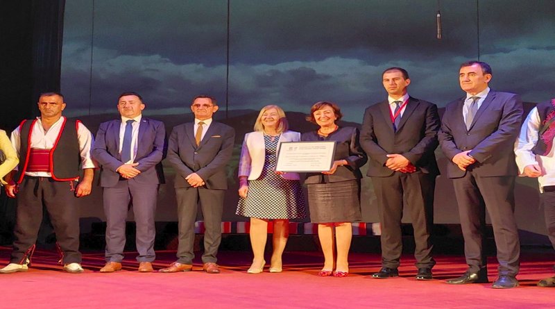 Ministrica Zora Dujmović sudjelovala na svečanoj promocija dodjele certifikata na Kupresu