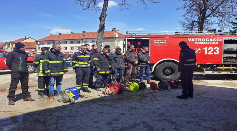 Hercegbosanska županija dobila 22 obučena dobrovoljna vatrogasca