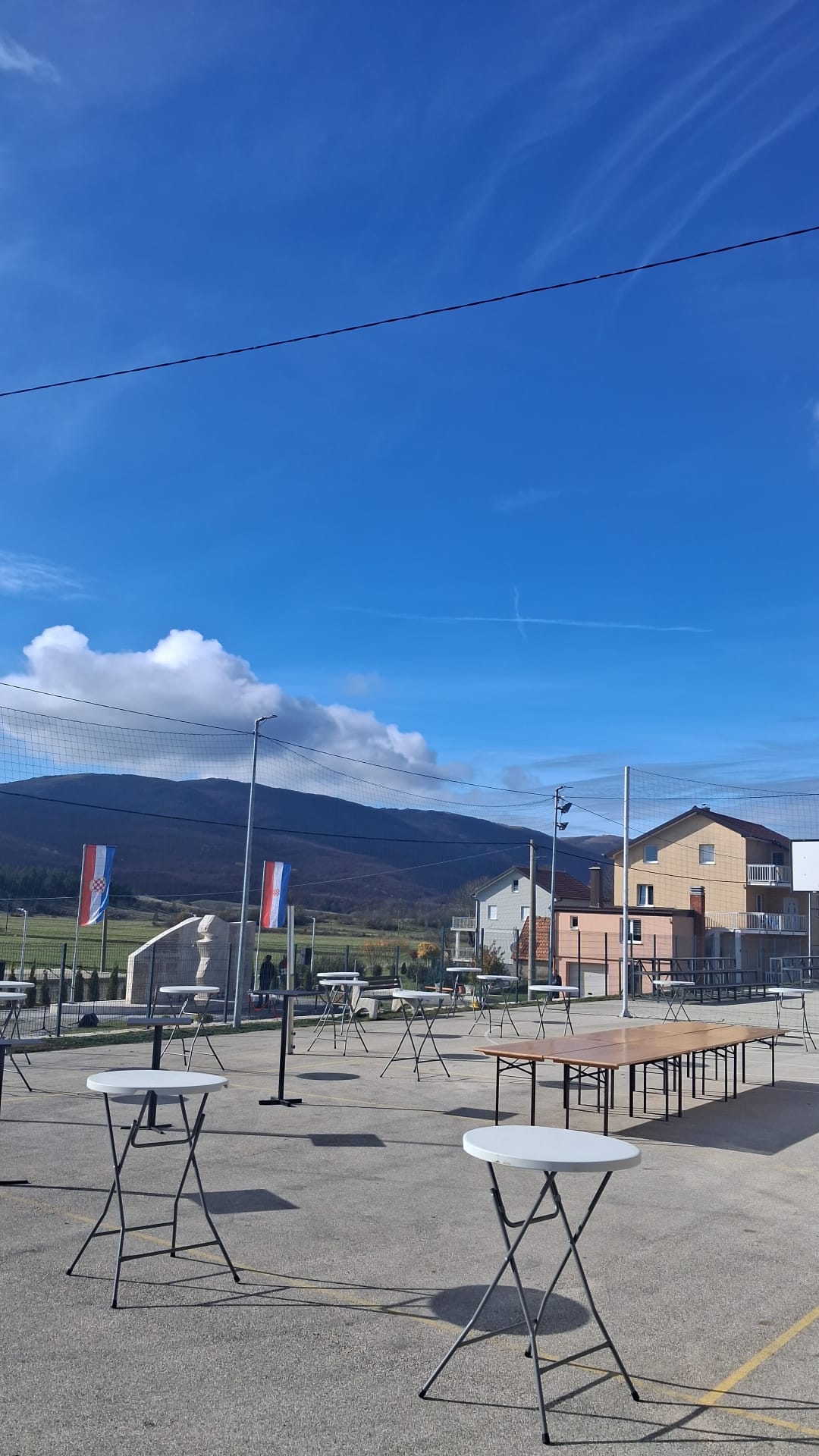 Svečano otvaranje i blagoslov spomenika poginulim braniteljima u Roškom Polju