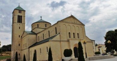 Biskupi predvode misu u Tomislavgradu, uživo prenosi HRT