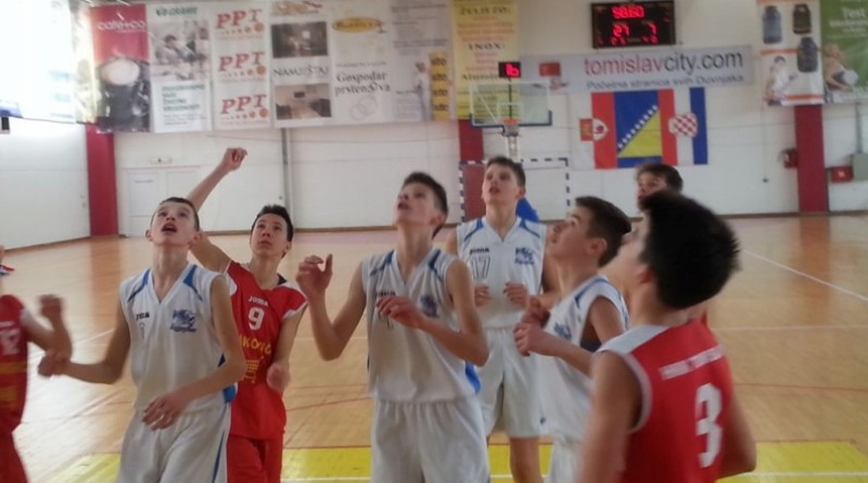 Mladi duvanjski košarkaši ugostili Vitez