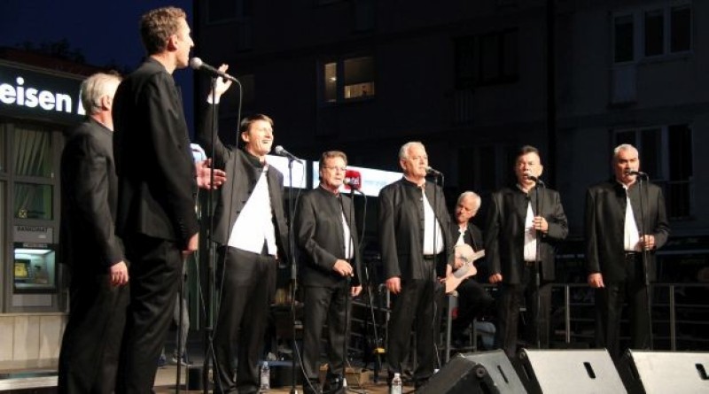 Klapa Intrade & Tomislav Bralić oduševili Livnjake