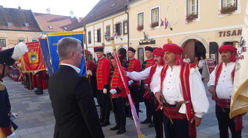 Hajdučka družina Mijata Tomića na proslavi 170. godišnjice prelaska vojske bana Josipa Jelačića preko mosta na Dravi