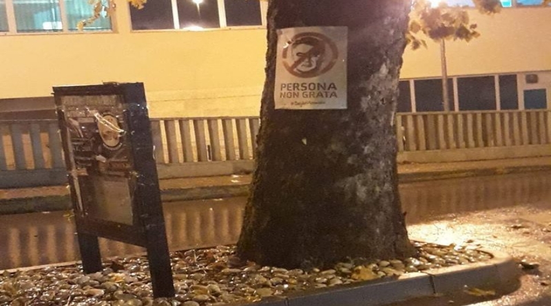 FOTO: Diljem BiH oblijepljeni plakati protiv Željka Komšića