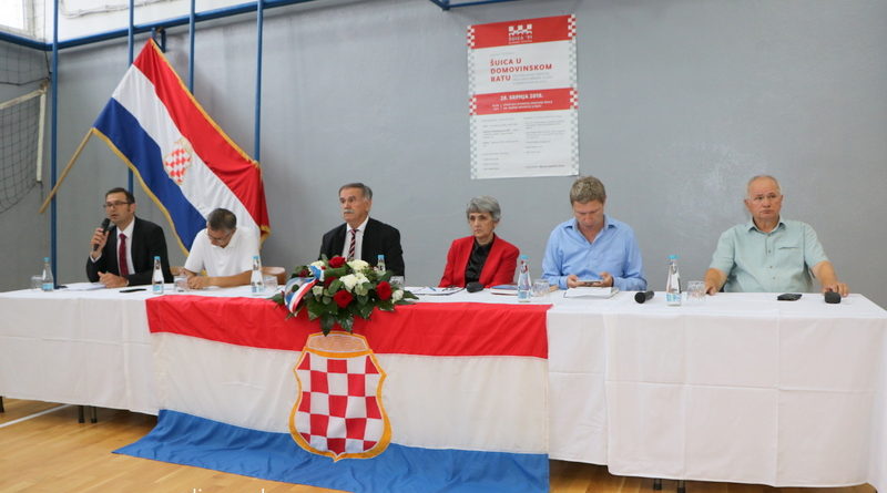 FOTO: ODRŽANA JAVNA TRIBINA “ŠUICA U DOMOVINSKOM RATU”