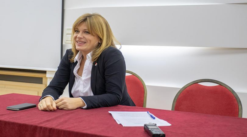 Karolina Vidović Krišto – Vukovar je Hrvatska!