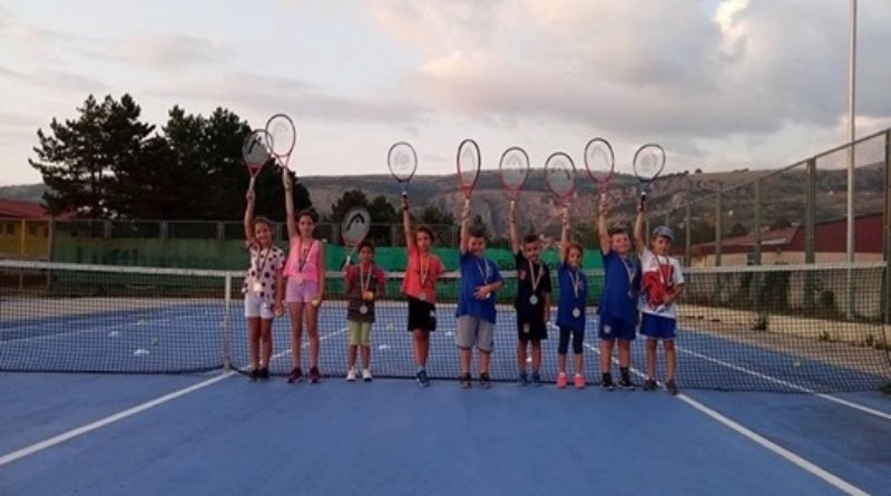 Teniski Klub “Plavi Teren” Organizira LIVNO OPEN 2019.
