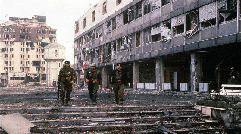 OPTUŽEN ZA RATNE ZLOČINE NAD RATNIM ZAROBLJENICIMA U VUKOVARU
