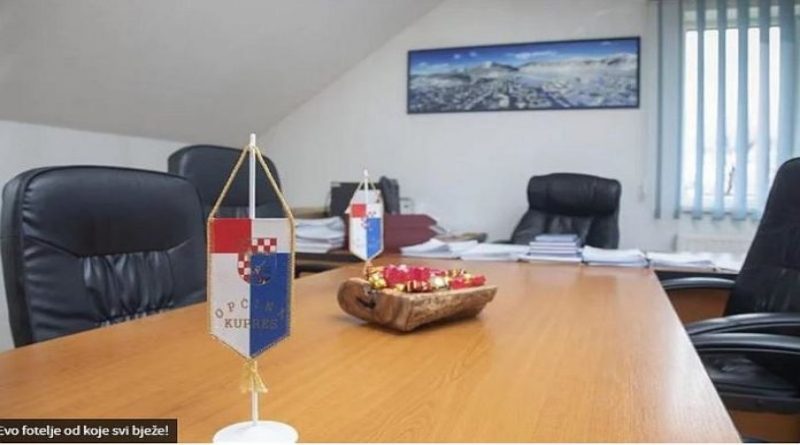 Kupres: Fotelja od koje svi bježe – bivši načelnik jedva je dočekao da se posveti ovcama i kravama, a njegov nasljednik dao je ostavku