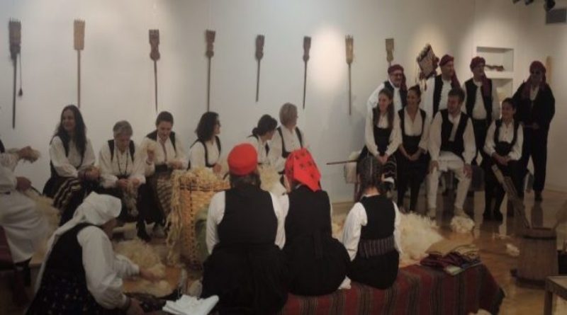 Livno: Veliki interes za radionicu o tradicionalnoj obradi vune