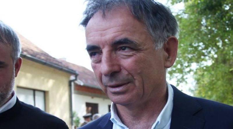 Pogledajte za koga su glasovali u Pupovčevim utvrdama