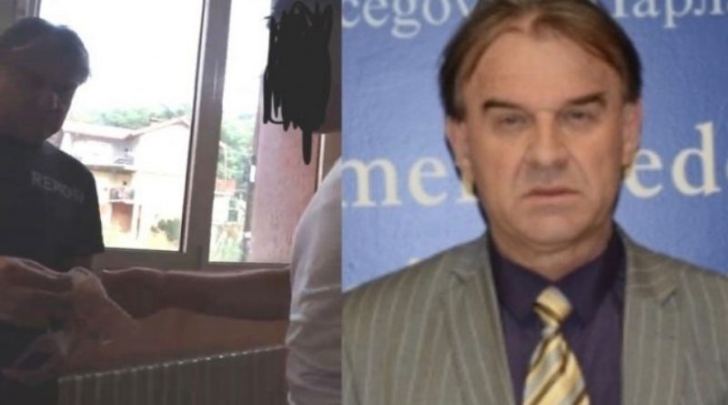 ONO KAD SE IZJASNIŠ KAO HRVAT I POKUPUJEŠ BOŠNJAČKE GLASOVE Pogledajte kako federalni delegat Edim Fejzić kupuje izbore: Evo ti 100 maraka za šest glasova!