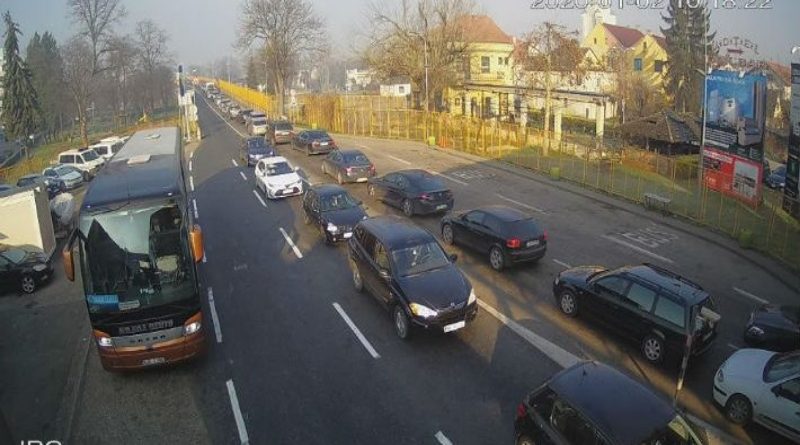 Kilometarske kolone na izlazu iz BiH: ‘Napunili smo baterije, treba krenuti na posao. Putujemo u Frankfurt’