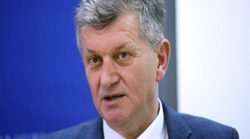 Plenković smijenio ministra Kujundžića