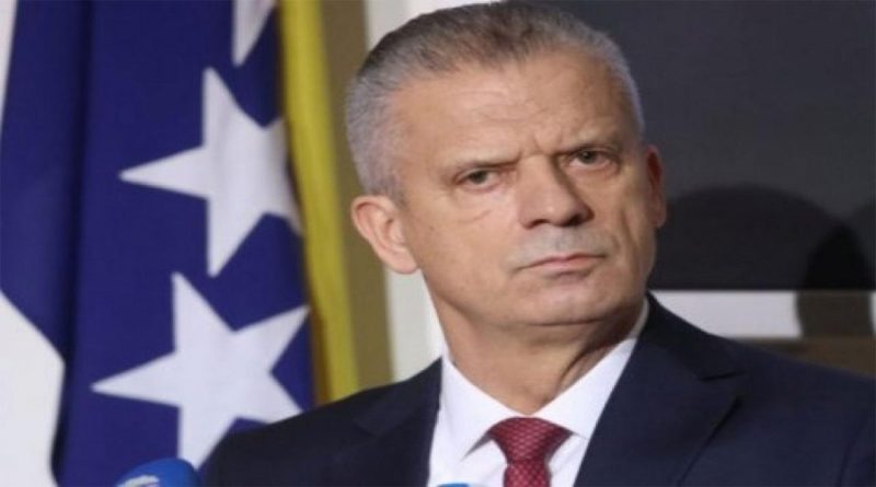 RADONČIĆ UZBURKAO DUHOVE: „Mi ćemo podići policiju da vraća migrante u Republiku Srpsku, pa neka ih onda oni vraćaju u Srbiju…“ (VIDEO)
