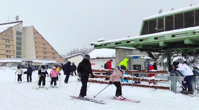 KUPRES: Danas otvorena skijaška sezona