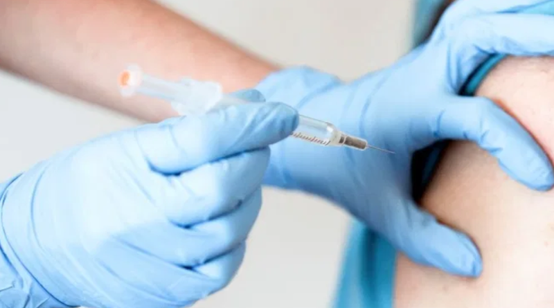 UPS! U prvoj dozi dobio Modernu, a u drugoj mu dali – Pfizer: ‘Ubo me i shvatio da se zeznuo. Bio sam bijesan, a njegov izraz lica…’