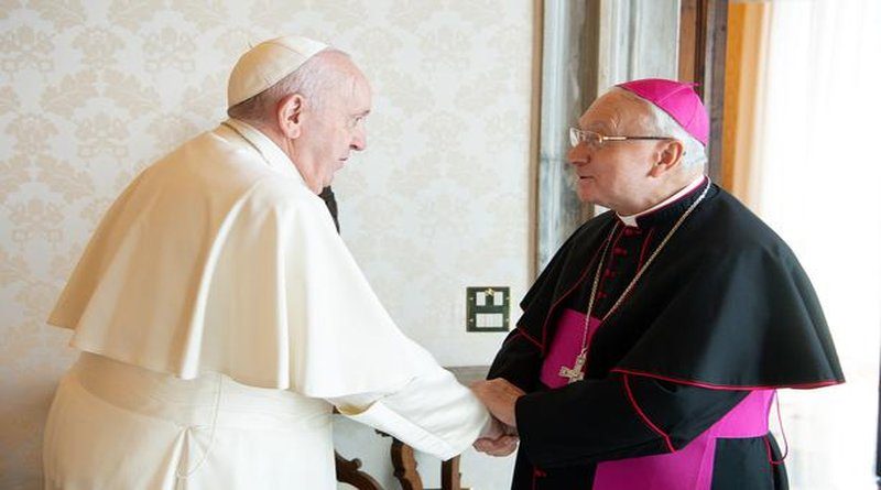 Papa Franjo primio apostolskog nuncija u BiH