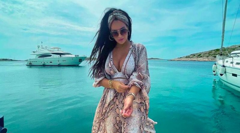 Mamićeva supruga skinula se u badić, obožavatelji oduševljeni rijetkim izdanjem: 'Predivna si'