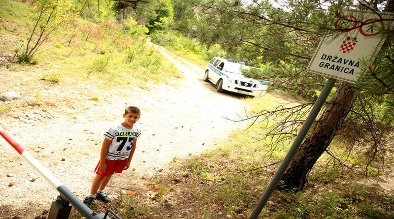 SELO KOD GRAHOVA: Tiškovac ima šest stanovnika i zarobljen je između BiH i EU-a